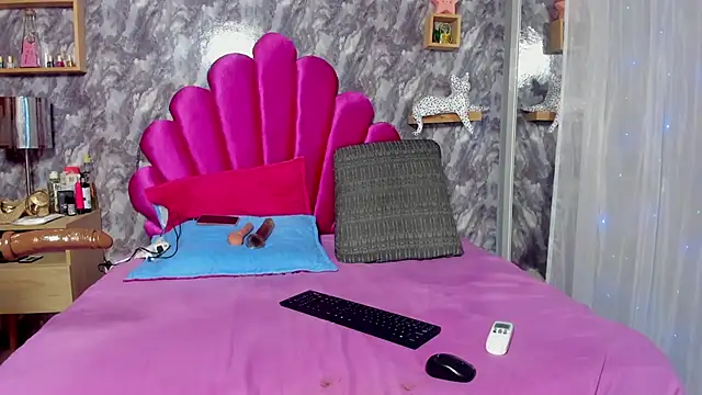 EMMAPARISS online show from 14, 2, 2025