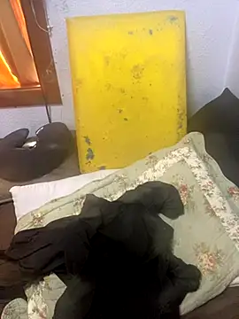 Snapshot of gloria7v05 chatting on 11, 11, 2025 gloria7v05 online show from 11, 11, 2025