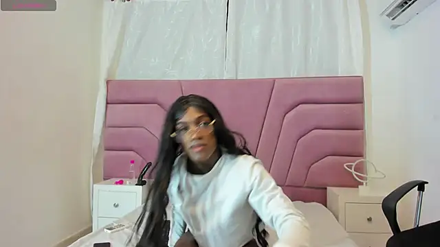 aishasounders online show from 25, 12, 2024