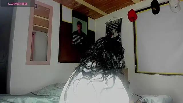 Snapshot of Nenita_Hot_ chatting on 10, 10, 2025 Nenita Hot online show from 10, 10, 2025