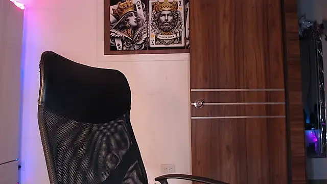 mistressbigcock777 online show from 5, 3, 2026