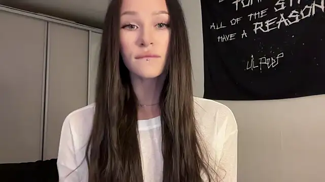 ur molly online show from 20, 2, 2026