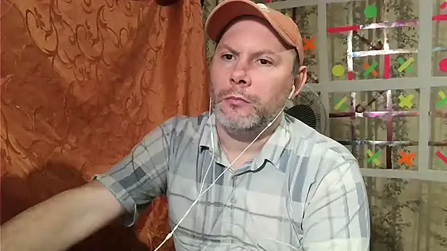 Snapshot of AgnichBan chatting on 12, 1, 2025 AgnichBan online show from 12, 1, 2025