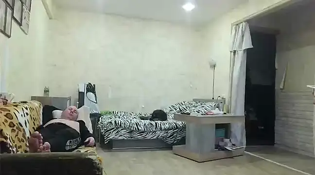 Snapshot of AgnichBan chatting on 1, 3, 2025 AgnichBan online show from 1, 3, 2025