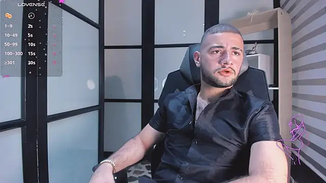 MaximusDick1  online show from 27, 9, 2025