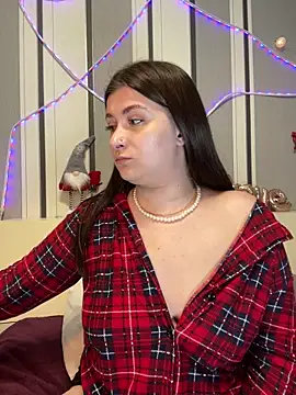 Jadelli online show from 6, 3, 2025