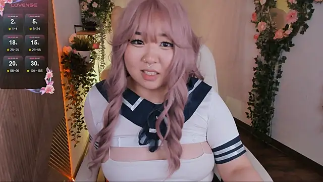 Snapshot of mei_honey_ chatting on 15, 12, 2024 mei honey  online show from 15, 12, 2024