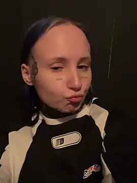 Snapshot of mei_honey_ chatting on 26, 1, 2025 mei honey  online show from 26, 1, 2025