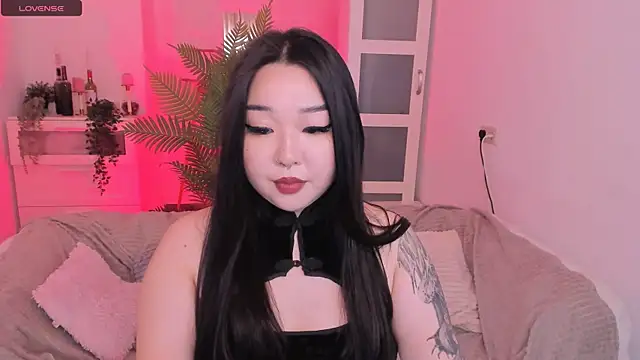 Snapshot of mei_honey_ chatting on 10, 10, 2025 mei honey  online show from 10, 10, 2025