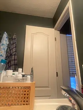 Snapshot of Ectorius chatting on 4, 12, 2025 Ectorius online show from 4, 12, 2025