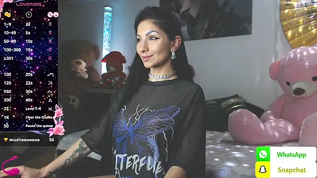 Snapshot of EvelynAisha chatting on 27, 1, 2025 EvelynAisha online show from 27, 1, 2025