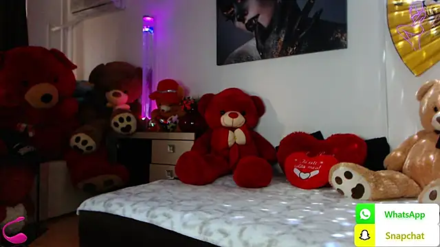 Snapshot of EvelynAisha chatting on 14, 3, 2025 EvelynAisha online show from 14, 3, 2025