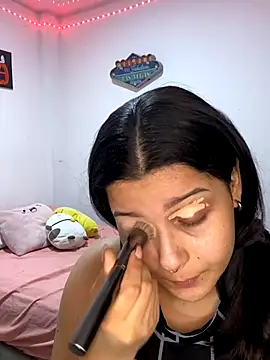 Snapshot of Sophie__Carter_ chatting on 28, 10, 2025 Sophie Carter online show from 28, 10, 2025