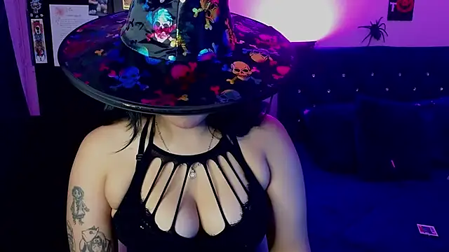 Pauilina online show from 2, 11, 2025