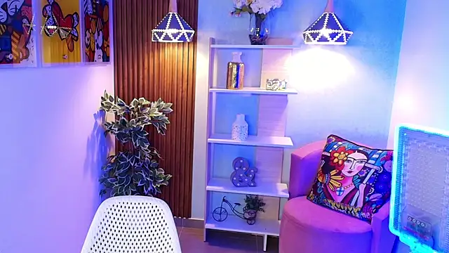 Dalila Sky online show from 17, 10, 2025