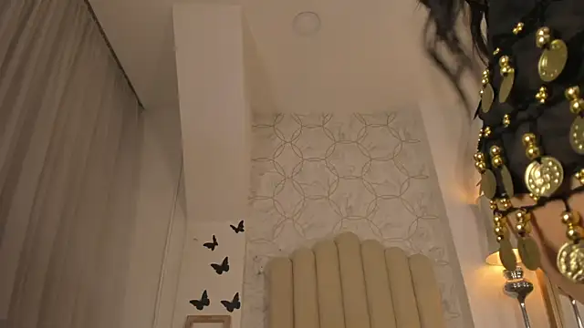 Foxy200   online show from 11, 2, 2026