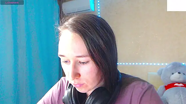 Snapshot of --Model--2 chatting on 11, 2, 2025 --Model--2 online show from 11, 2, 2025