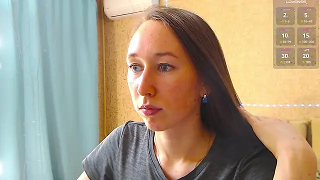 Snapshot of --Model--2 chatting on 22, 3, 2025 --Model--2 online show from 22, 3, 2025