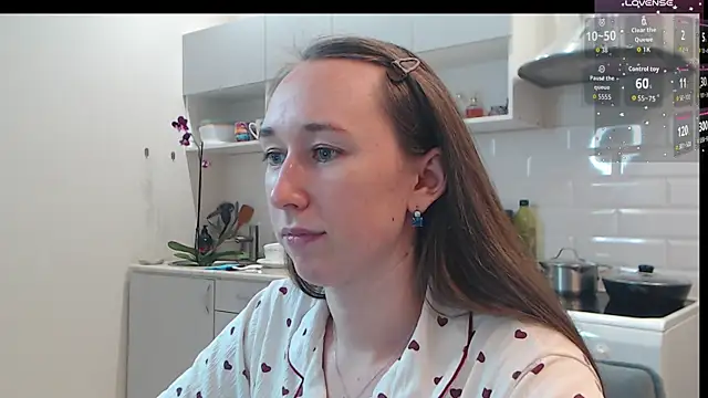 Snapshot of --Model--2 chatting on 16, 9, 2025 --Model--2 online show from 16, 9, 2025