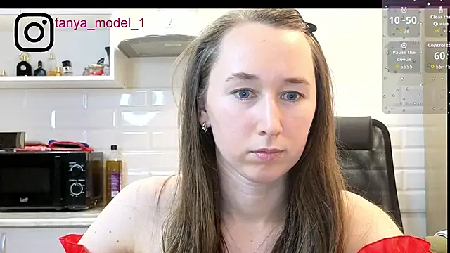 Snapshot of --Model--2 chatting on 26, 10, 2025 --Model--2 online show from 26, 10, 2025