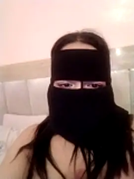 Snapshot of nadya-74 chatting on 5, 12, 2025 nadya-74 online show from 5, 12, 2025