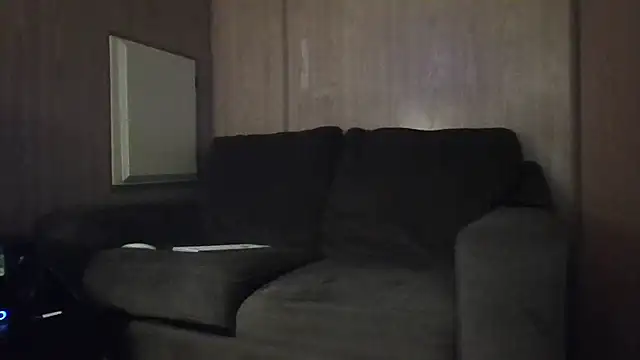 Snapshot of Edward_LongCock chatting on 13, 5, 2026 Edward LongCock online show from 13, 5, 2026