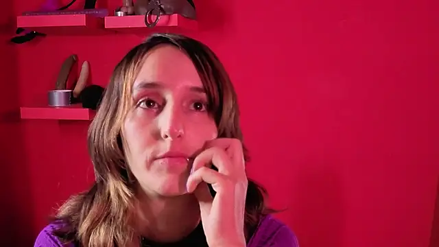 Ambar Roux  online show from 25, 11, 2025