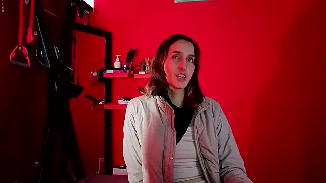 Ambar Roux  online show from 16, 4, 2026