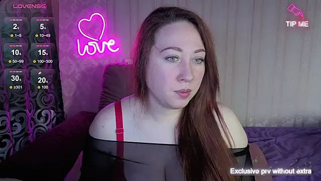 KellyCrystall online show from 1, 11, 2025