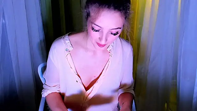 Snapshot of Lioneass chatting on 10, 12, 2024 Lioneass online show from 10, 12, 2024