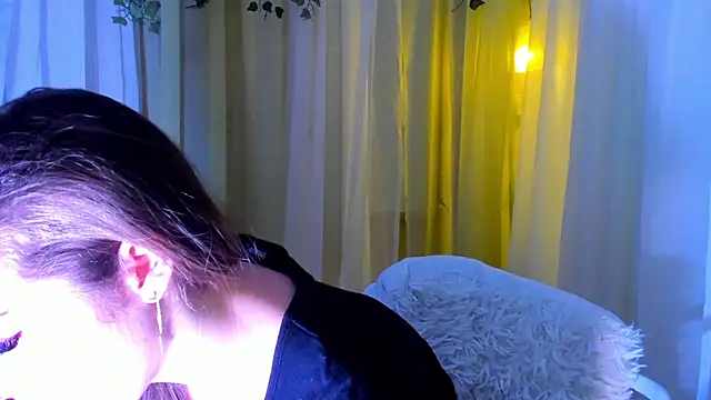 Snapshot of Lioneass chatting on 11, 12, 2024 Lioneass online show from 11, 12, 2024