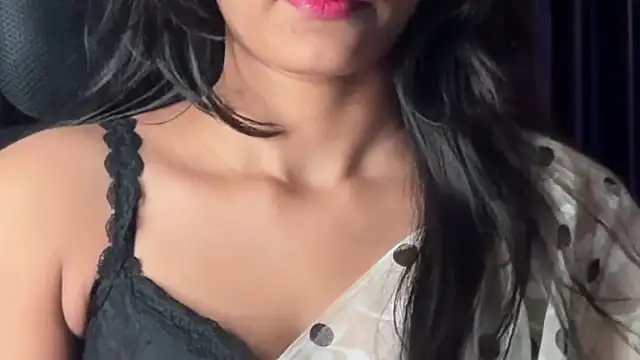 Snapshot of sexy_m23 chatting on 3, 2, 2026 sexy m23 online show from 3, 2, 2026