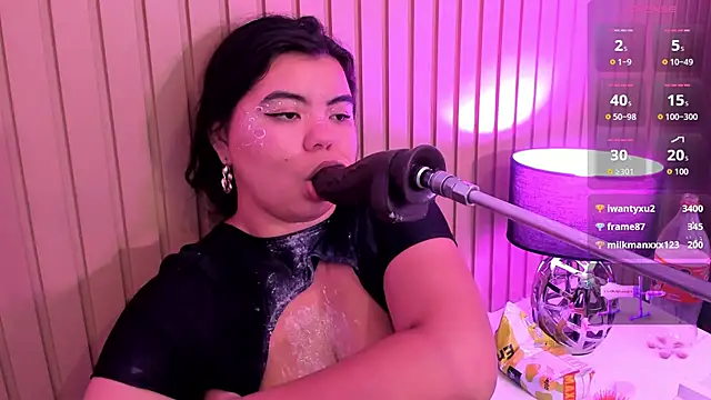 Snapshot of klhoe_boobs chatting on 27, 2, 2026 klhoe boobs online show from 27, 2, 2026