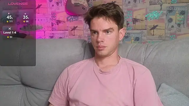 Snapshot of Mike_Burn chatting on 24, 10, 2025 Mike Burn online show from 24, 10, 2025