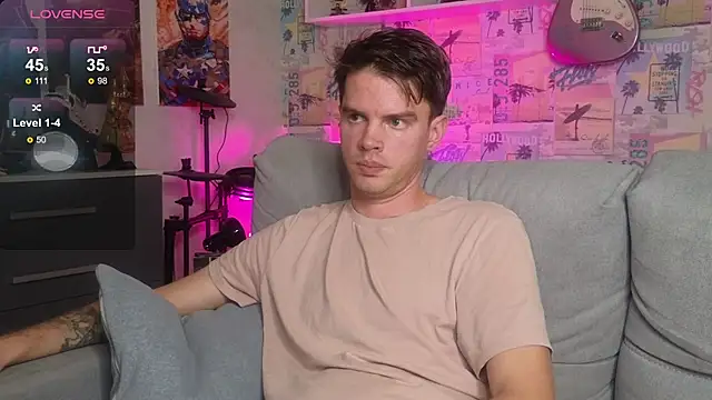 Snapshot of Mike_Burn chatting on 27, 10, 2025 Mike Burn online show from 27, 10, 2025