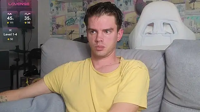 Snapshot of Mike_Burn chatting on 16, 11, 2025 Mike Burn online show from 16, 11, 2025