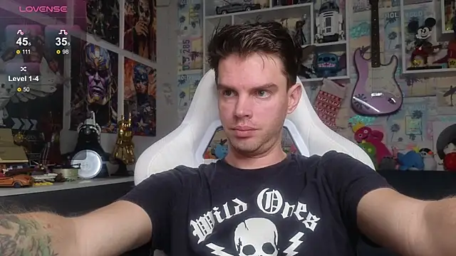 Snapshot of Mike_Burn chatting on 7, 1, 2026 Mike Burn online show from 7, 1, 2026