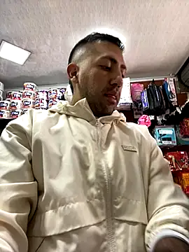 JuanZapata33 online show from 12, 10, 2025