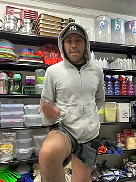 JuanZapata33 online show from 7, 2, 2026