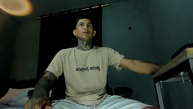 Travistanner 28 online show from 27, 3, 2026