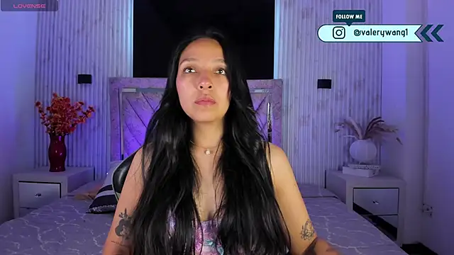 Valery wang online show from 2, 12, 2025