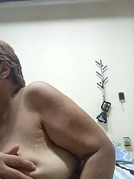 Snapshot of florecita69 chatting on 22, 2, 2026 florecita69 online show from 22, 2, 2026