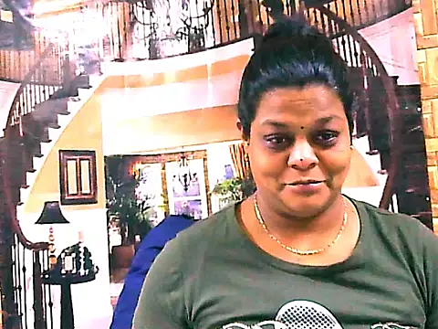 Snapshot of indianCherryPie chatting on 26, 9, 2025 indianCherryPie online show from 26, 9, 2025