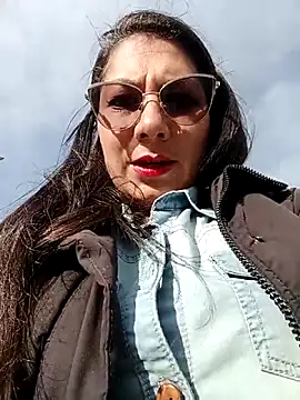 Snapshot of VALERY-03_ chatting on 12, 5, 2026 VALERY-03 online show from 12, 5, 2026