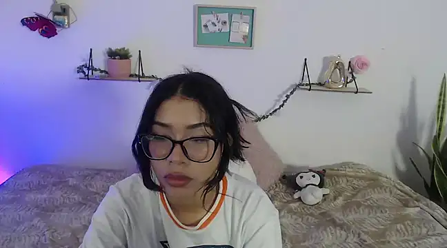 Snapshot of AmberJeong chatting on 9, 1, 2025 AmberJeong online show from 9, 1, 2025