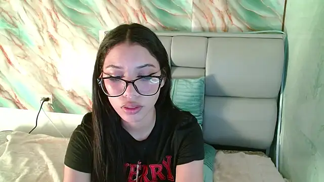 Snapshot of AmberJeong chatting on 19, 3, 2025 AmberJeong online show from 19, 3, 2025