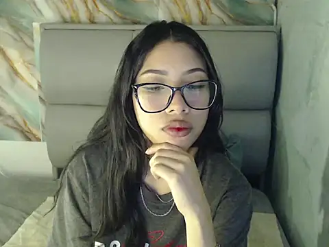 Snapshot of AmberJeong chatting on 8, 10, 2025 AmberJeong online show from 8, 10, 2025