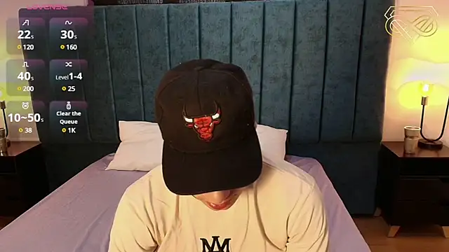 Snapshot of Amadeo_Wild chatting on 31, 12, 2024 Amadeo Wild online show from 31, 12, 2024