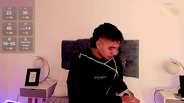 Snapshot of Amadeo_Wild chatting on 28, 1, 2025 Amadeo Wild online show from 28, 1, 2025