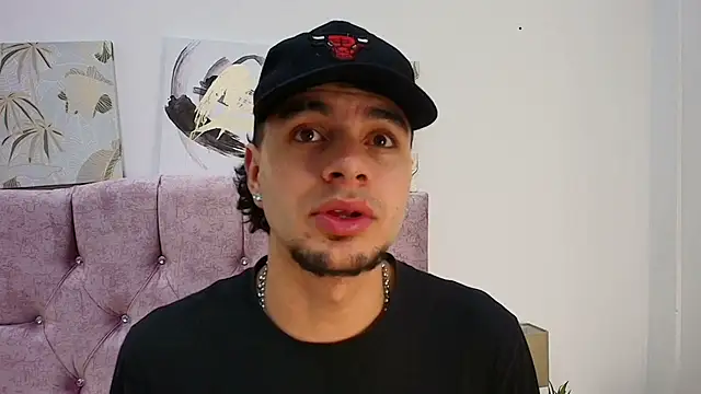 Snapshot of Amadeo_Wild chatting on 9, 2, 2025 Amadeo Wild online show from 9, 2, 2025